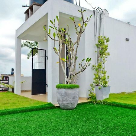 Furnished Apartment At Colombo Suburbs Nawala Rajagiriya Exterior foto