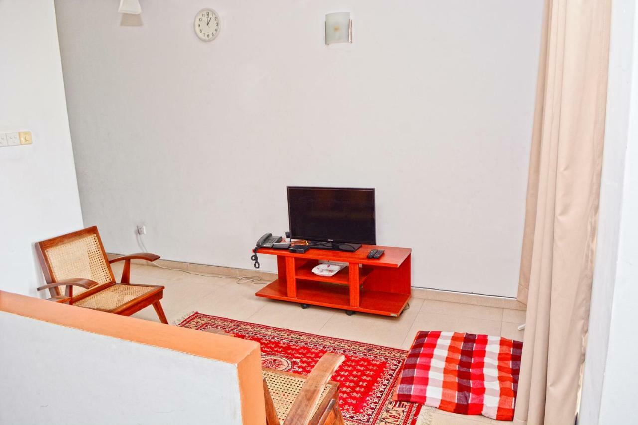 Furnished Apartment At Colombo Suburbs Nawala Rajagiriya Exterior foto